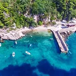 Mario - Veliki Stan Za Odmor - Terasa- Vrt - Bazen - Pogled More, Izoliran * Orasac