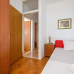 Mario - Veliki Stan Za Odmor - Terasa- Vrt - Bazen - Pogled More, Izoliran * Orašac