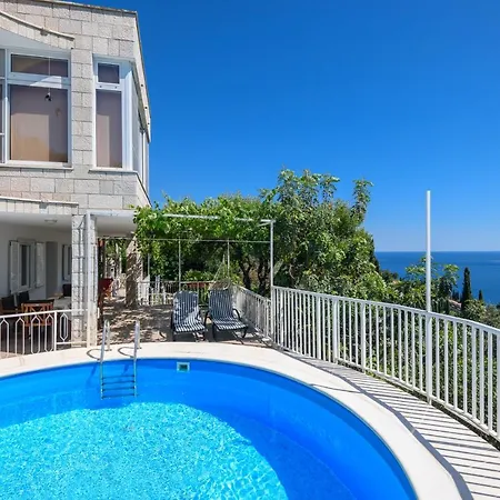 Mario - Veliki Stan Za Odmor - Terasa- Vrt - Bazen - Pogled More, Izoliran Apartamento *