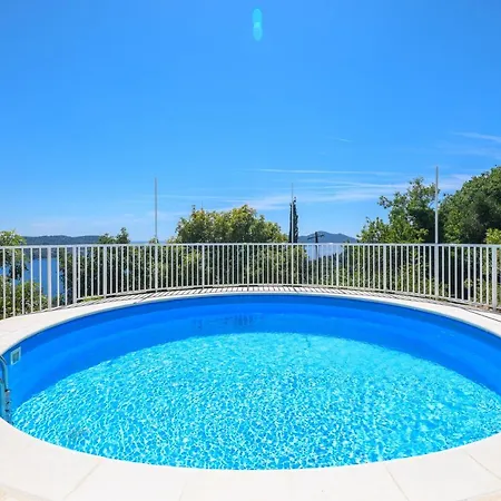 Mario - Veliki Stan Za Odmor - Terasa- Vrt - Bazen - Pogled More, Izoliran * Orasac