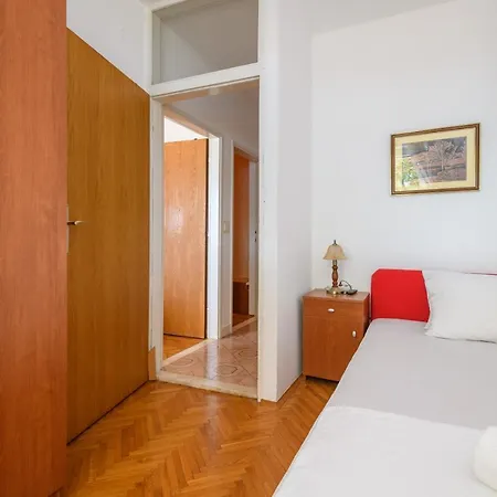 Mario - Veliki Stan Za Odmor - Terasa- Vrt - Bazen - Pogled More, Izoliran * Orasac