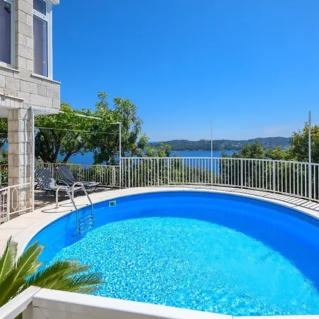 Mario - Veliki Stan Za Odmor - Terasa- Vrt - Bazen - Pogled More, Izoliran