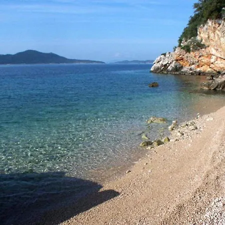 Mario - Veliki Stan Za Odmor - Terasa- Vrt - Bazen - Pogled More, Izoliran Apartamento Orasac