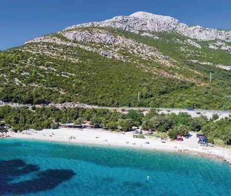 Mario - Veliki Stan Za Odmor - Terasa- Vrt - Bazen - Pogled More, Izoliran *